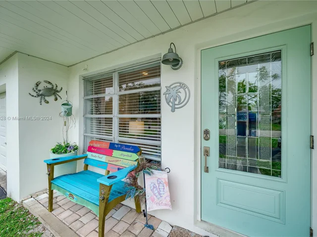 3341 NW 67th St, Fort Lauderdale FL 33309