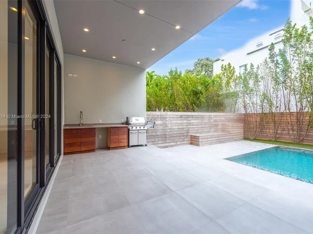 2980 Coconut Ave, Miami FL 33133