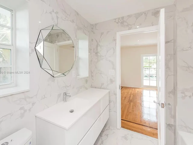 1431 W 22 ST, Miami Beach FL 33140