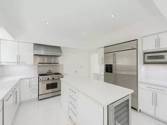 1431 W 22 ST, Miami Beach FL 33140