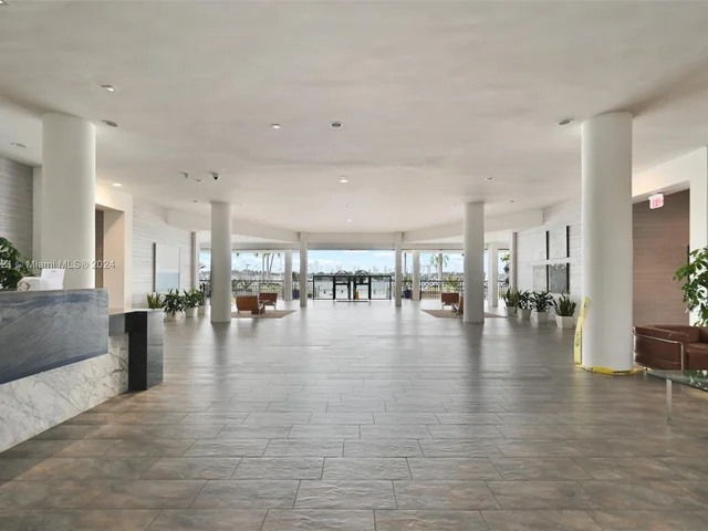 800 West Ave # 530, Miami Beach FL 33139