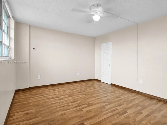 800 West Ave # 530, Miami Beach FL 33139