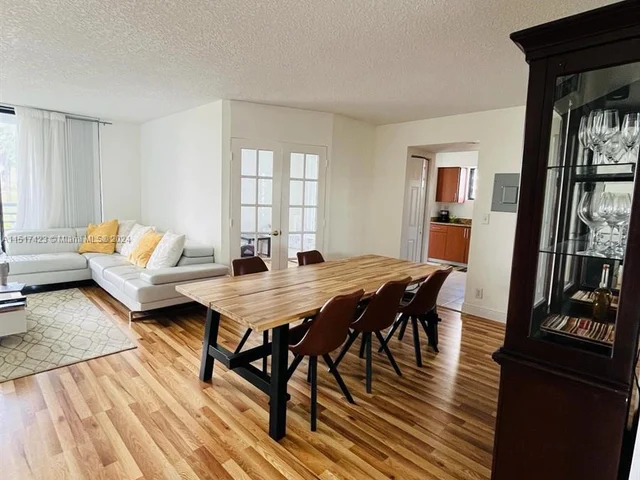 3300 NE 192nd St # 512, Aventura FL 33180