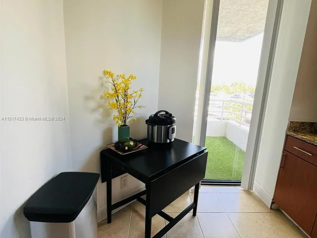 3300 NE 192nd St # 512, Aventura FL 33180