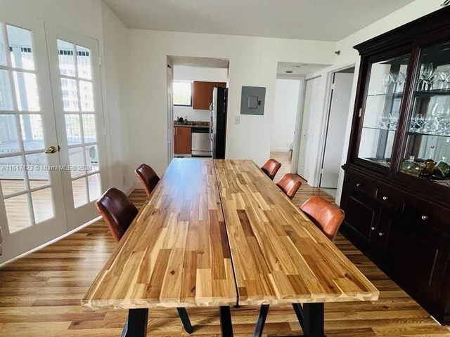 3300 NE 192nd St # 512, Aventura FL 33180