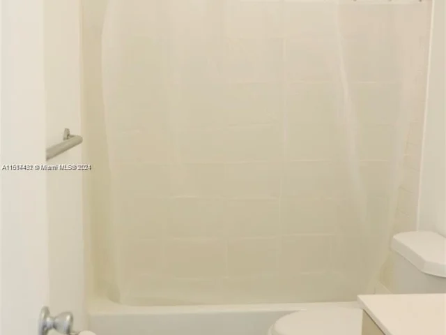 8287 SW 128th St # 210, Pinecrest FL 33156