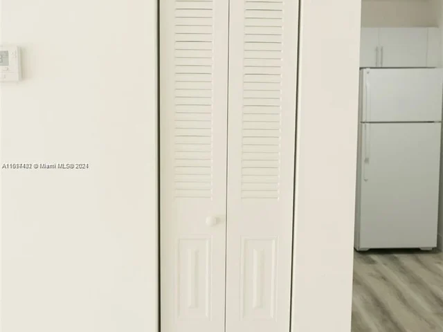 8287 SW 128th St # 210, Pinecrest FL 33156