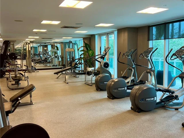 951 Brickell Ave # 3711, Miami FL 33131