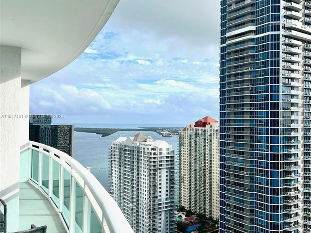 951 Brickell Ave # 3711, Miami FL 33131