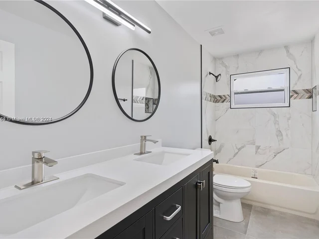 10679 NW 32nd Ct, Coral Springs FL 33065