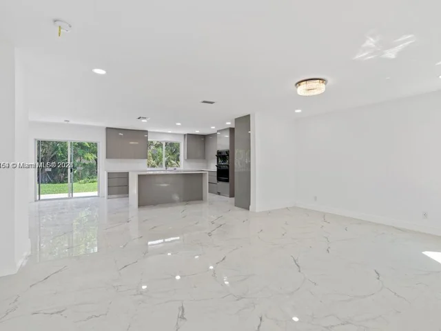 10679 NW 32nd Ct, Coral Springs FL 33065