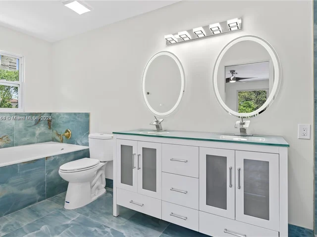 10679 NW 32nd Ct, Coral Springs FL 33065