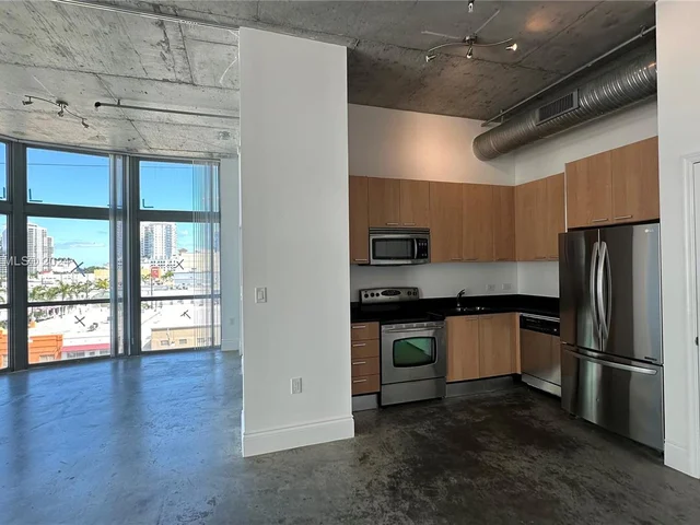 2100 Van Buren St # 516, Hollywood FL 33020