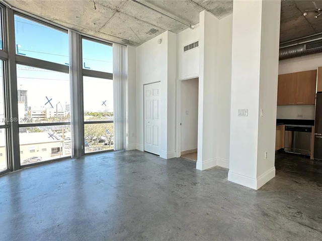 2100 Van Buren St # 516, Hollywood FL 33020