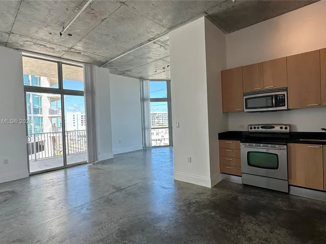 2100 Van Buren St # 516, Hollywood FL 33020