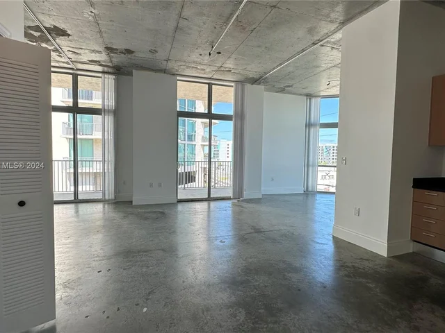 2100 Van Buren St # 516, Hollywood FL 33020