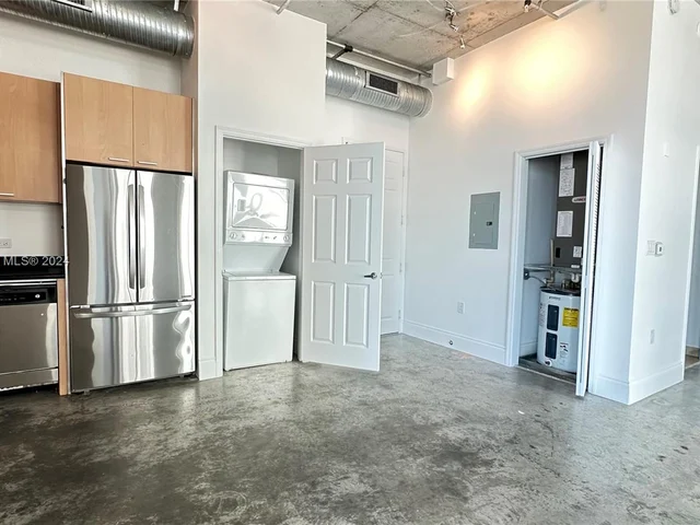 2100 Van Buren St # 516, Hollywood FL 33020