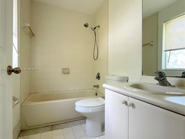 2917 SE 15th Rd # 62, Homestead FL 33035