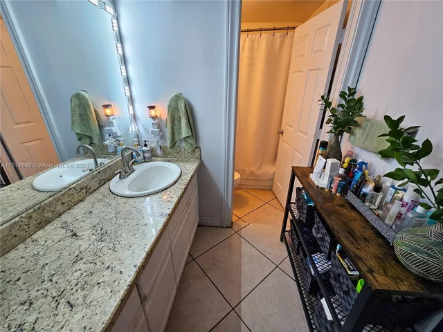 1559 Michigan Ave # 104, Miami Beach FL 33139