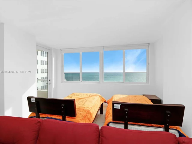 5005 Collins Ave # 1212, Miami Beach FL 33140
