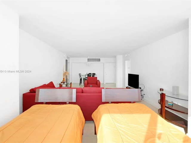 5005 Collins Ave # 1212, Miami Beach FL 33140