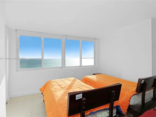 5005 Collins Ave # 1212, Miami Beach FL 33140