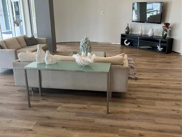 10275 Collins Ave # 728, Bal Harbour FL 33154