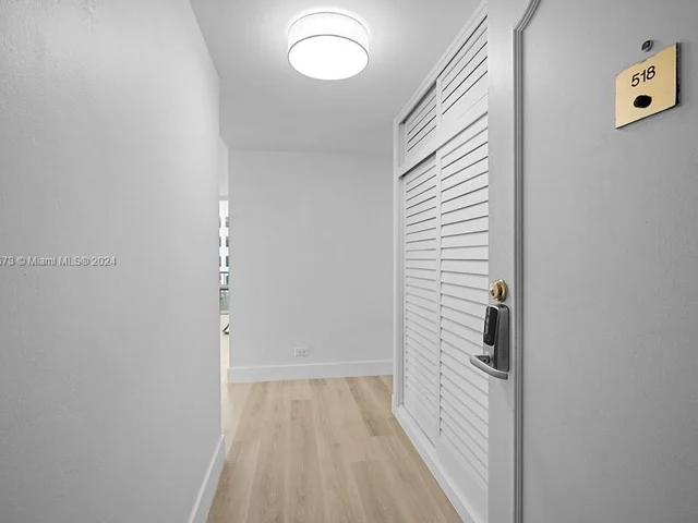 1408 Brickell Bay Dr # 518, Miami FL 33131