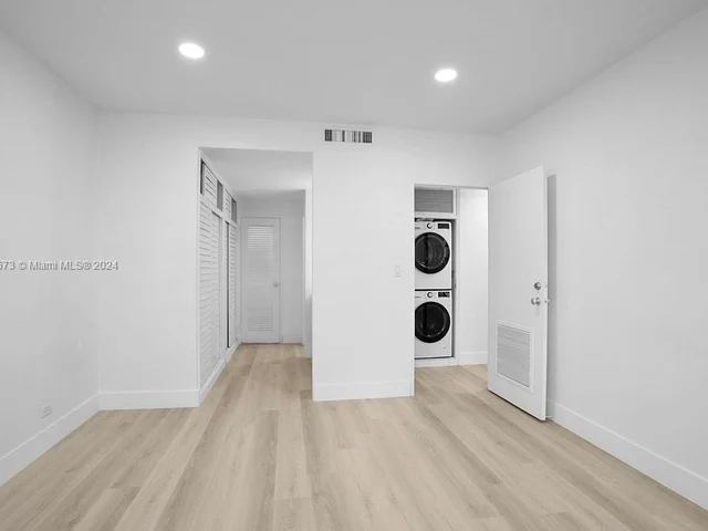 1408 Brickell Bay Dr # 518, Miami FL 33131