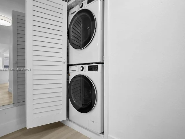 1408 Brickell Bay Dr # 518, Miami FL 33131