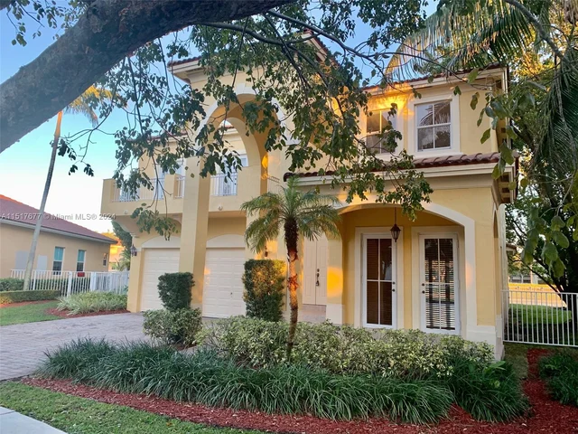 8219 SW 165th Ct # 8219, Miami FL 33193