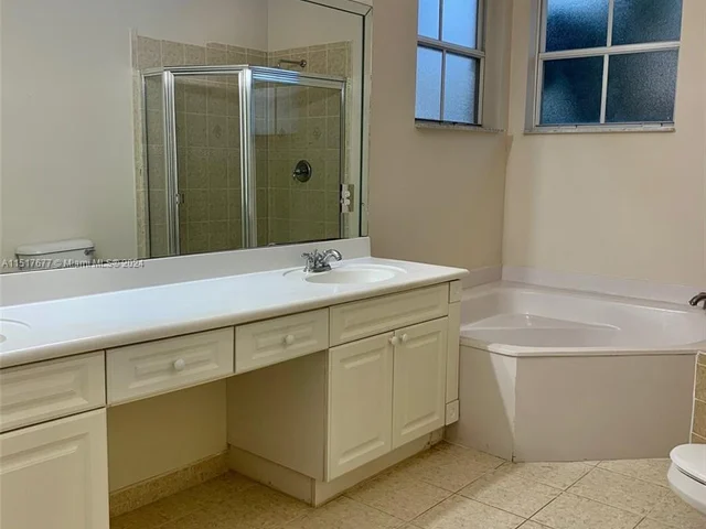 8219 SW 165th Ct # 8219, Miami FL 33193