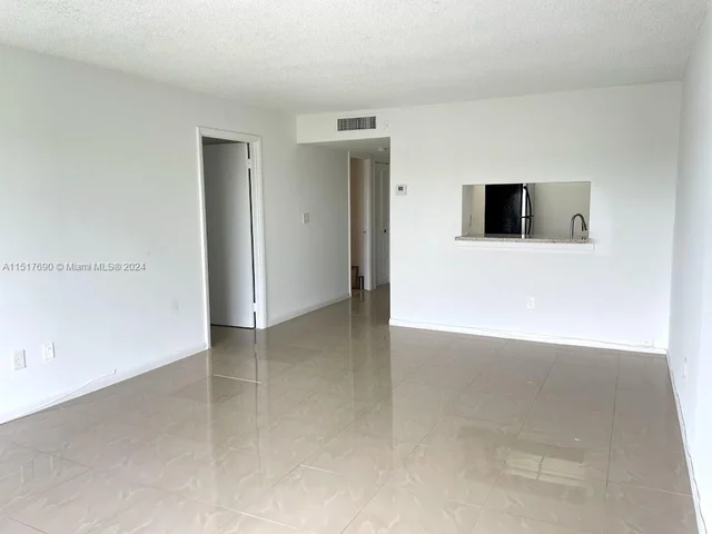 482 NW 165th St Rd # 607, Miami FL 33169