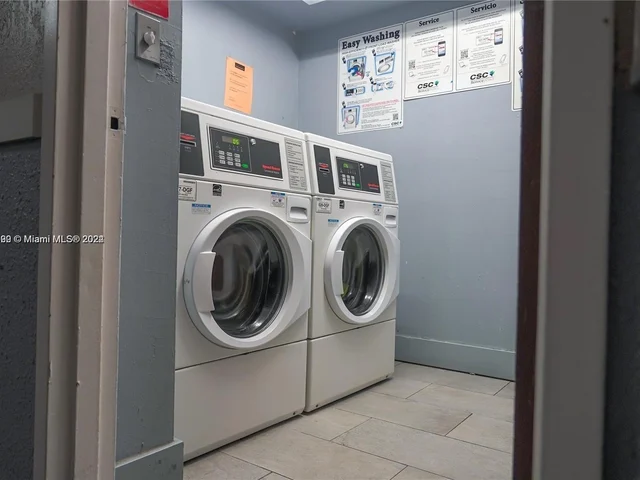 482 NW 165th St Rd # 607, Miami FL 33169