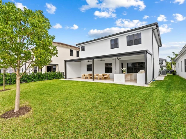 4380 SW 173rd Ave, Miramar FL 33029