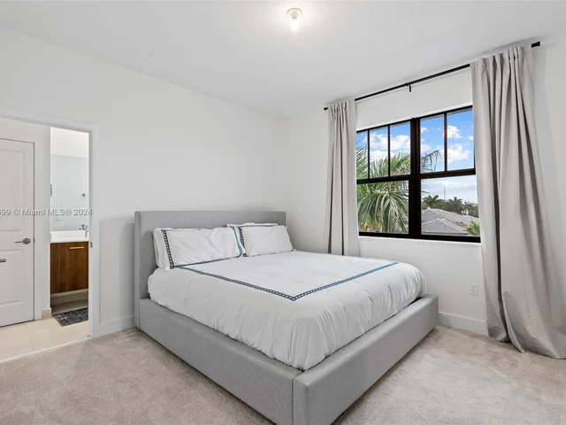 4380 SW 173rd Ave, Miramar FL 33029