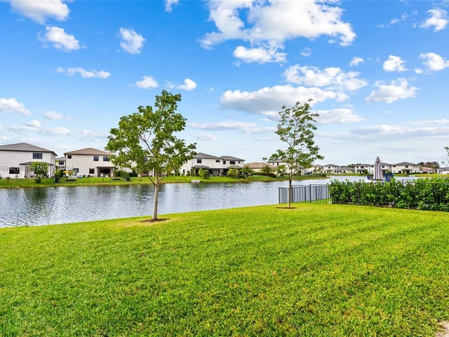 4380 SW 173rd Ave, Miramar FL 33029