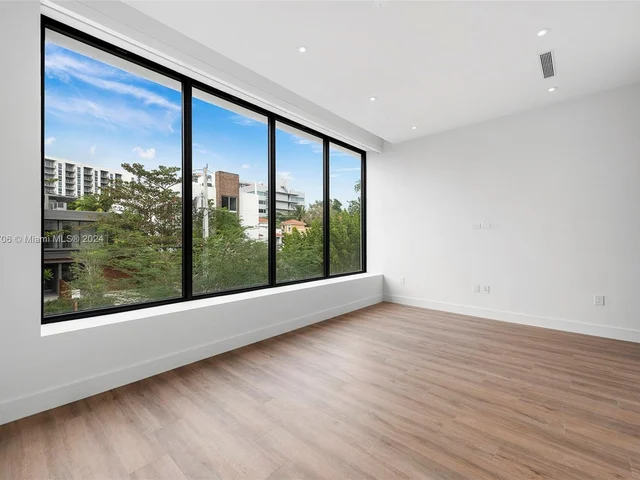 2955 Coconut Ave, Miami FL 33133