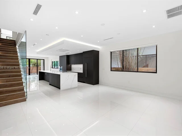 2955 Coconut Ave, Miami FL 33133