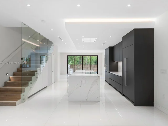 2955 Coconut Ave, Miami FL 33133