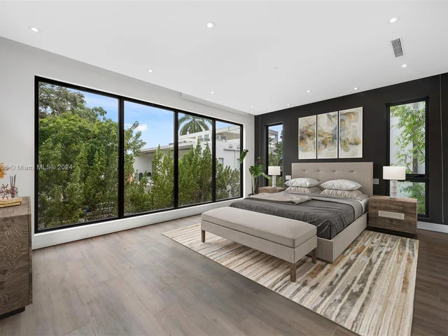 2955 Coconut Ave, Miami FL 33133