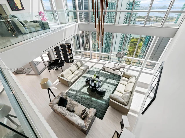 851 NE 1st Ave, Miami FL 33132