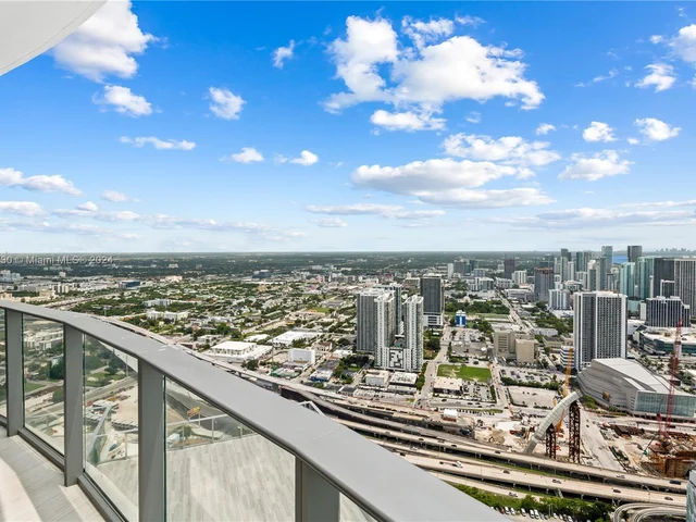 851 NE 1st Ave, Miami FL 33132