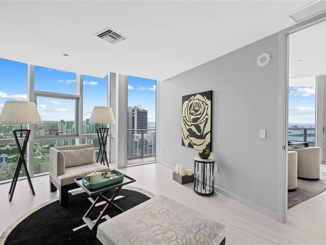 851 NE 1st Ave, Miami FL 33132