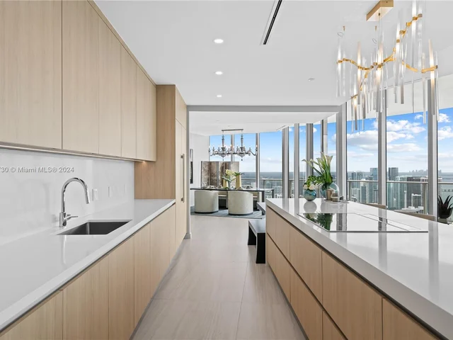 851 NE 1st Ave, Miami FL 33132