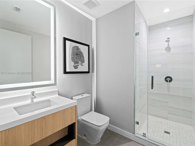 851 NE 1st Ave, Miami FL 33132