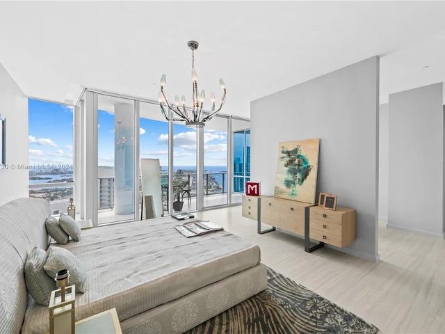 851 NE 1st Ave, Miami FL 33132