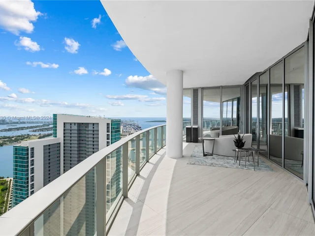 851 NE 1st Ave, Miami FL 33132