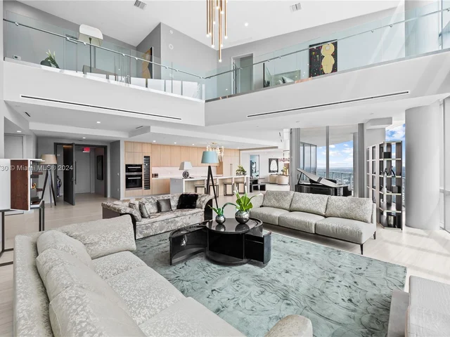 851 NE 1st Ave, Miami FL 33132