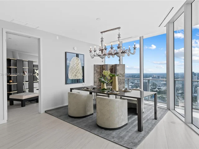 851 NE 1st Ave, Miami FL 33132